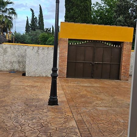 Chalet El Campillo Sevilla Exterior foto